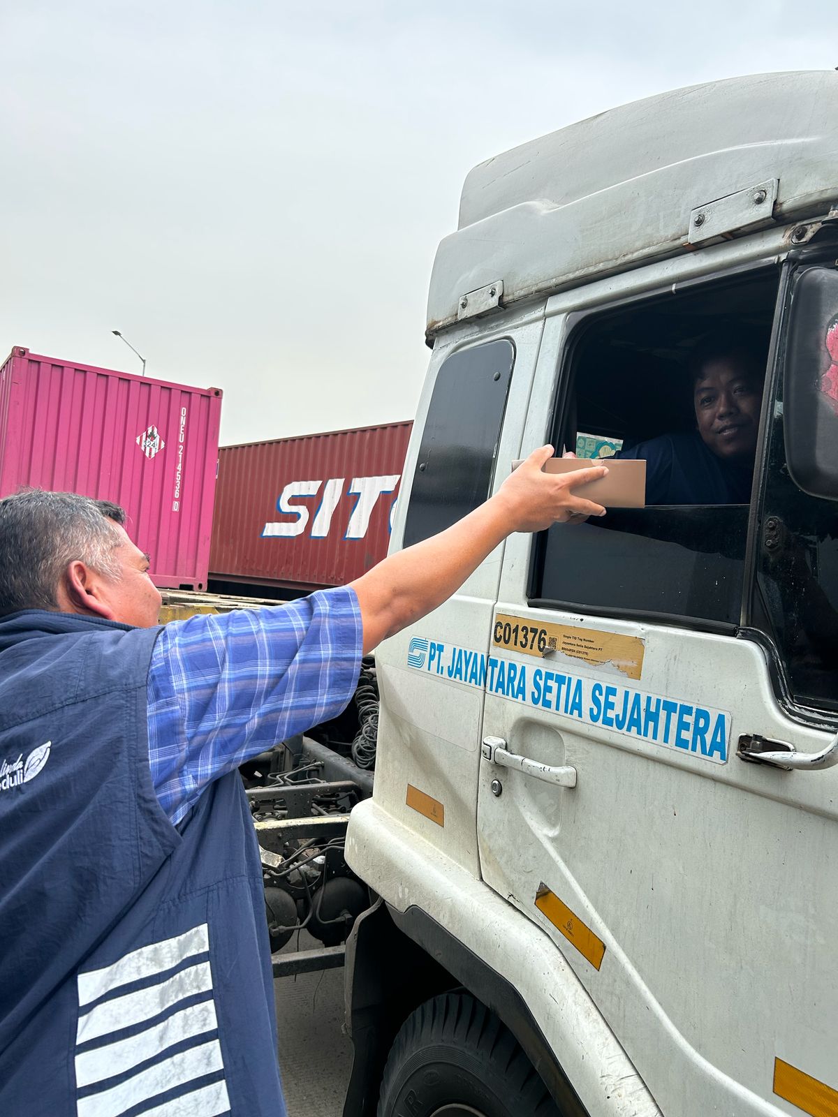 Peningkatan Arus Barang di Tanjung Priok Sebabkan Kemacetan Panjang, Pelindo Berikan Klarifikasi