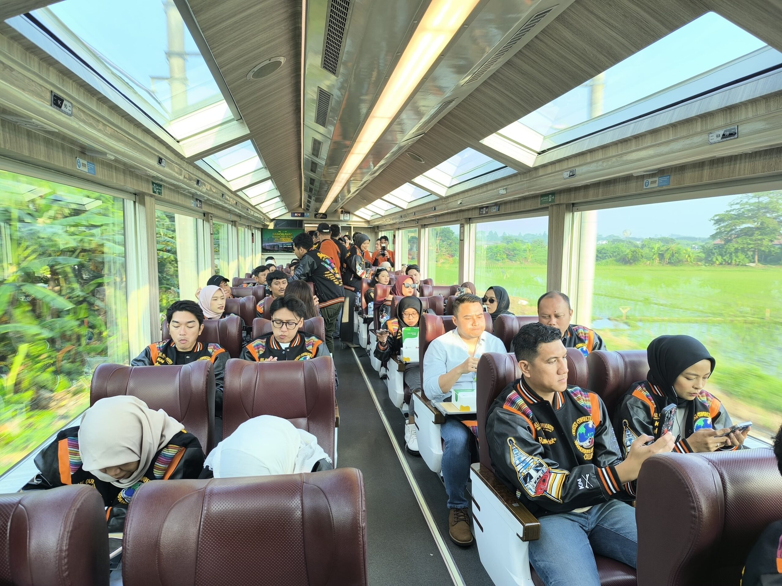 KAI Tawarkan Sensasi Traveling Panoramic untuk Gen Z di Bumi Papandayan