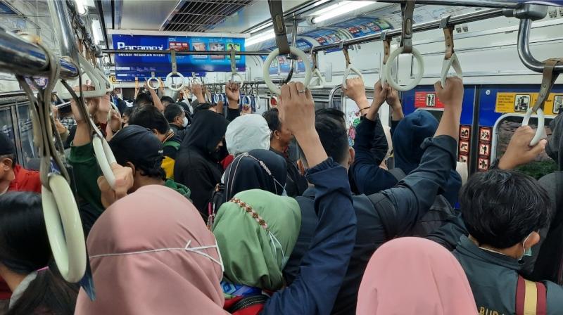 Transportasi Perkotaan Makin Diminati, KAI Commuter Bukukan 93,7 Juta Pengguna