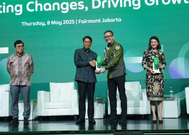 Dirut KAI Ungkap Strategi Hadapi Disrupsi Bisnis di Grab Business Forum 2025