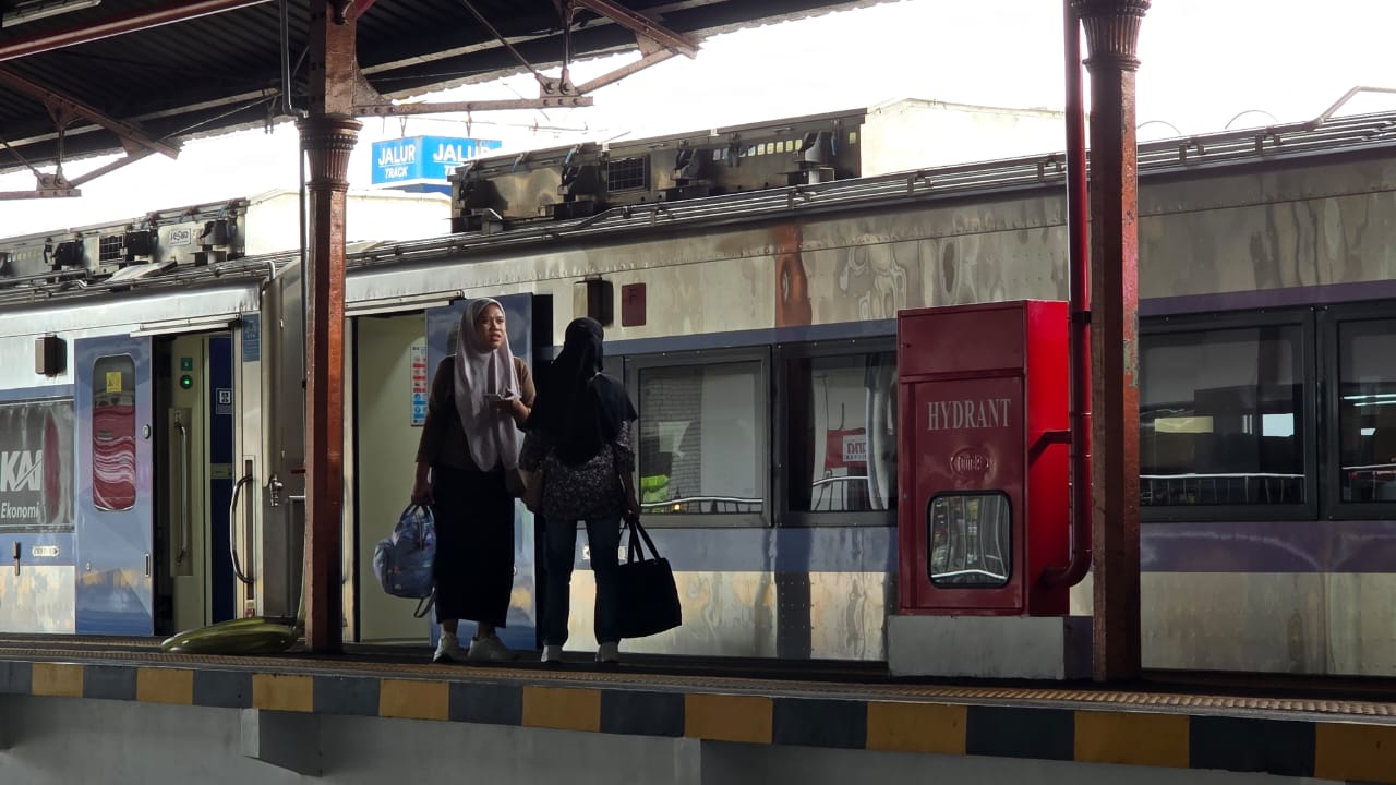 Usai Waisak, Ribuan Penumpang Serbu Kereta Daop 5 dengan Okupansi Mencapai 133%